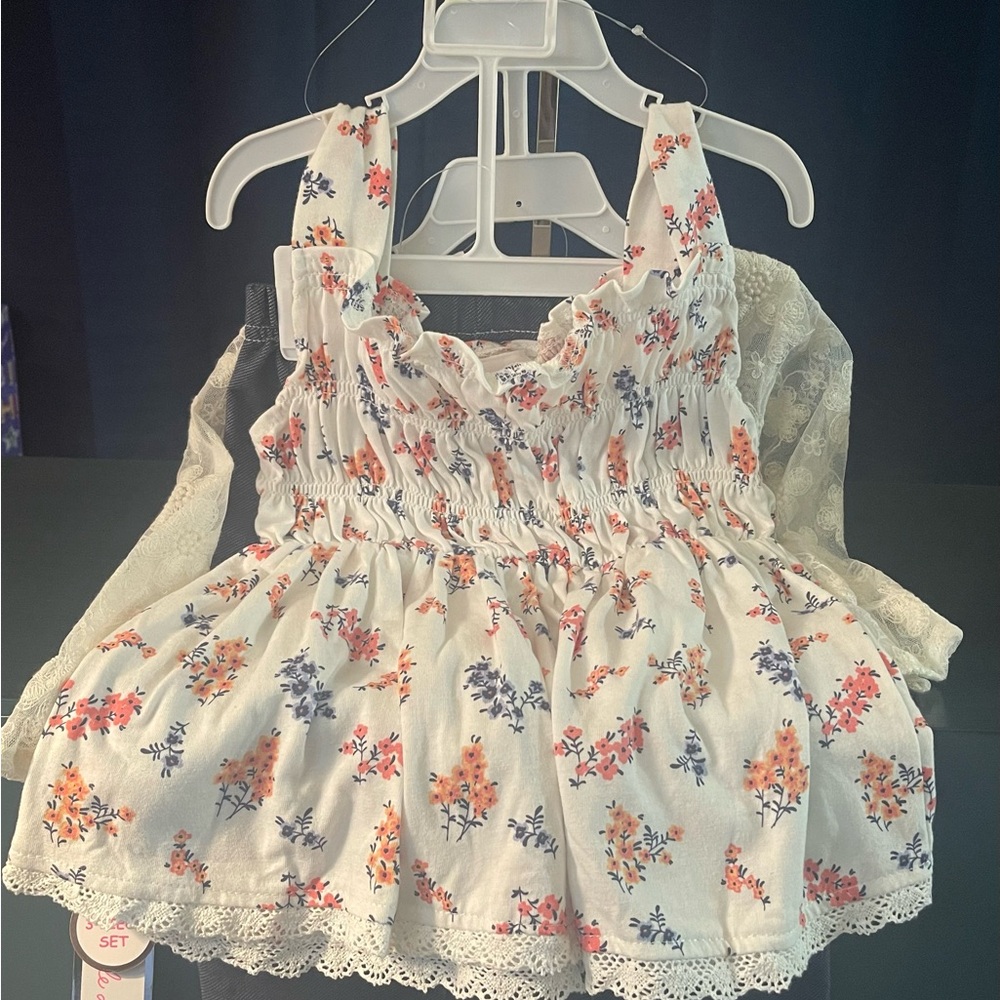 #80 - New 3 Piece Set (Dress / Cardigan / leggings) by the brand Little Lass.